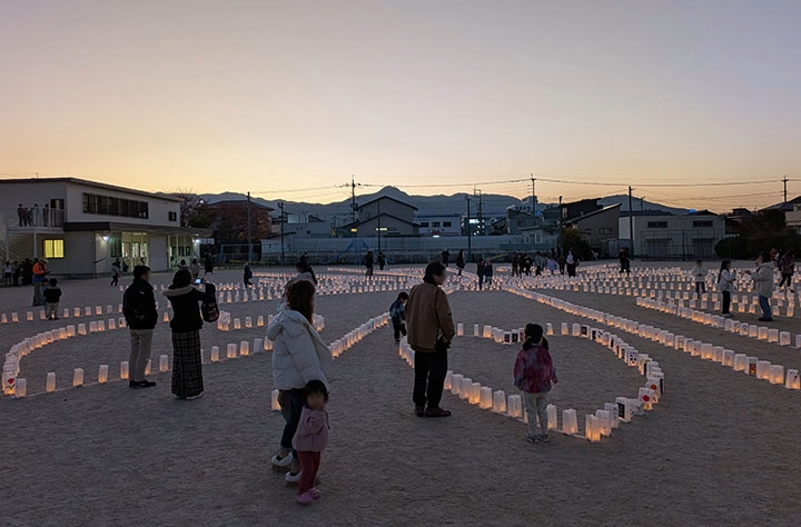 点灯された灯明